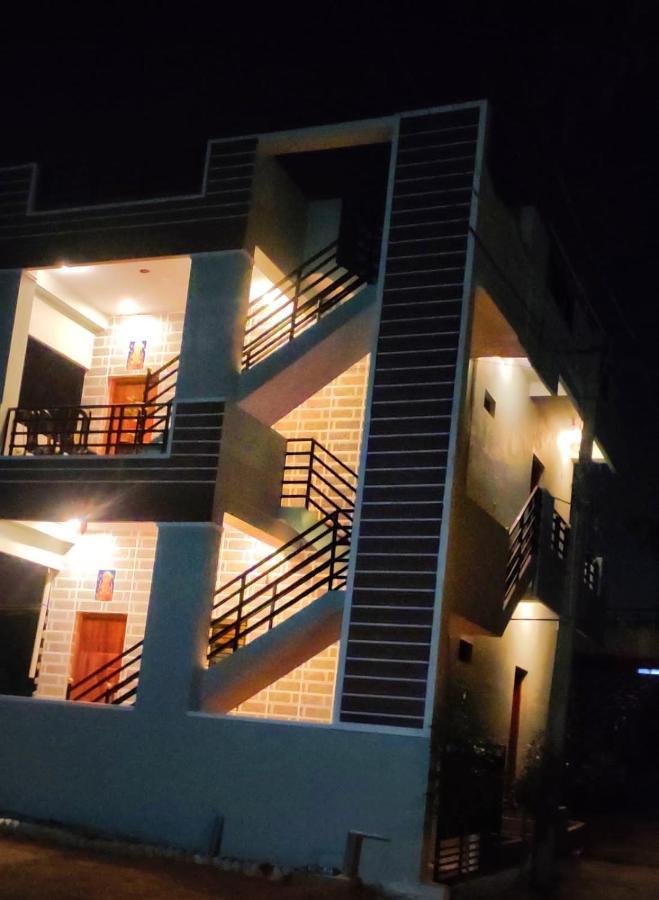Veeru Homestay Hoszpet Kültér fotó